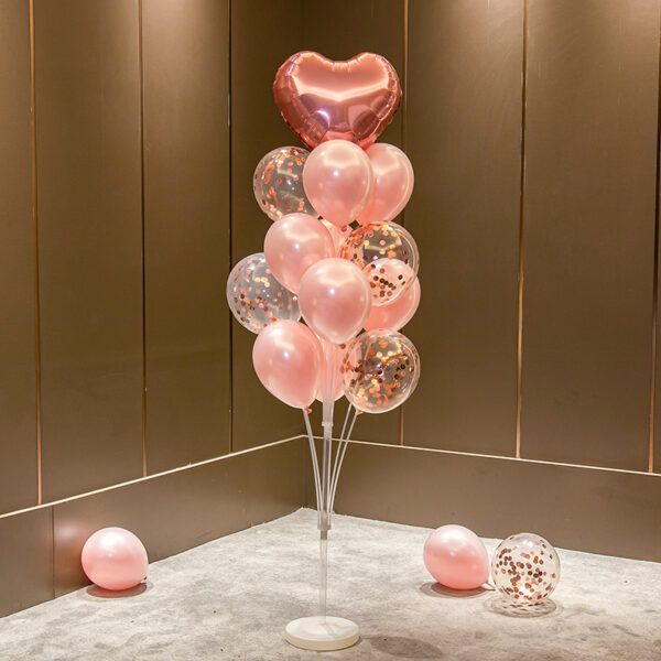 13-Balloon Bouquets With Glitter Balloons